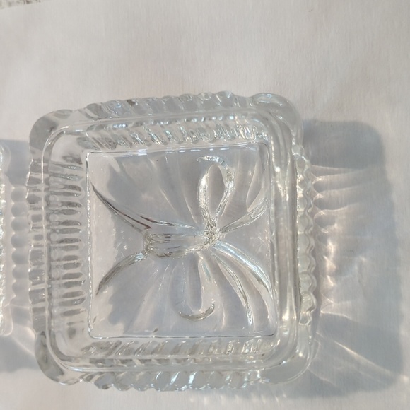 Butterfly Trinket Box Bow Glass Present 24% Lead Crystal Yugoslavia Crystal - Picture 4 of 5